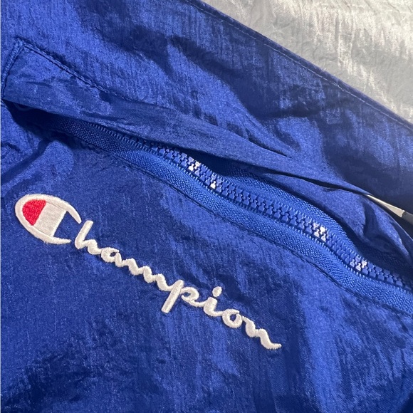 Champion Vintage Unisex Windbreaker 90"s Style Full Zip Blue/Red/White Small - Picture 6 of 6